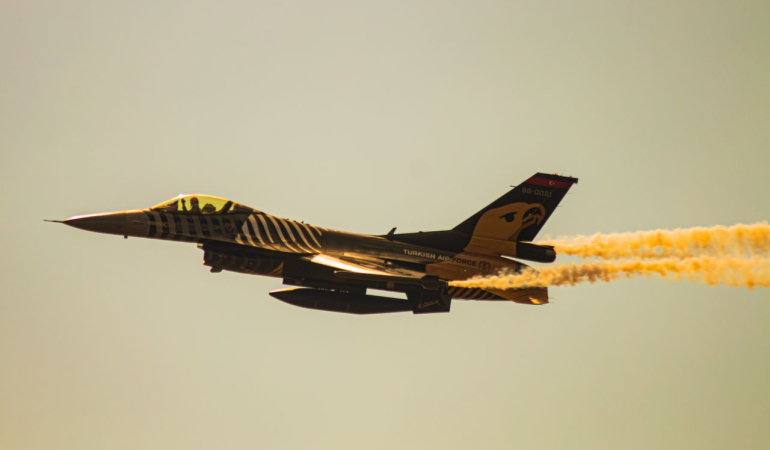 Baykar ile Leonardo, ortak üretim İHA’sını yeni adıyla Farnborough’da görücüye çıkarttı